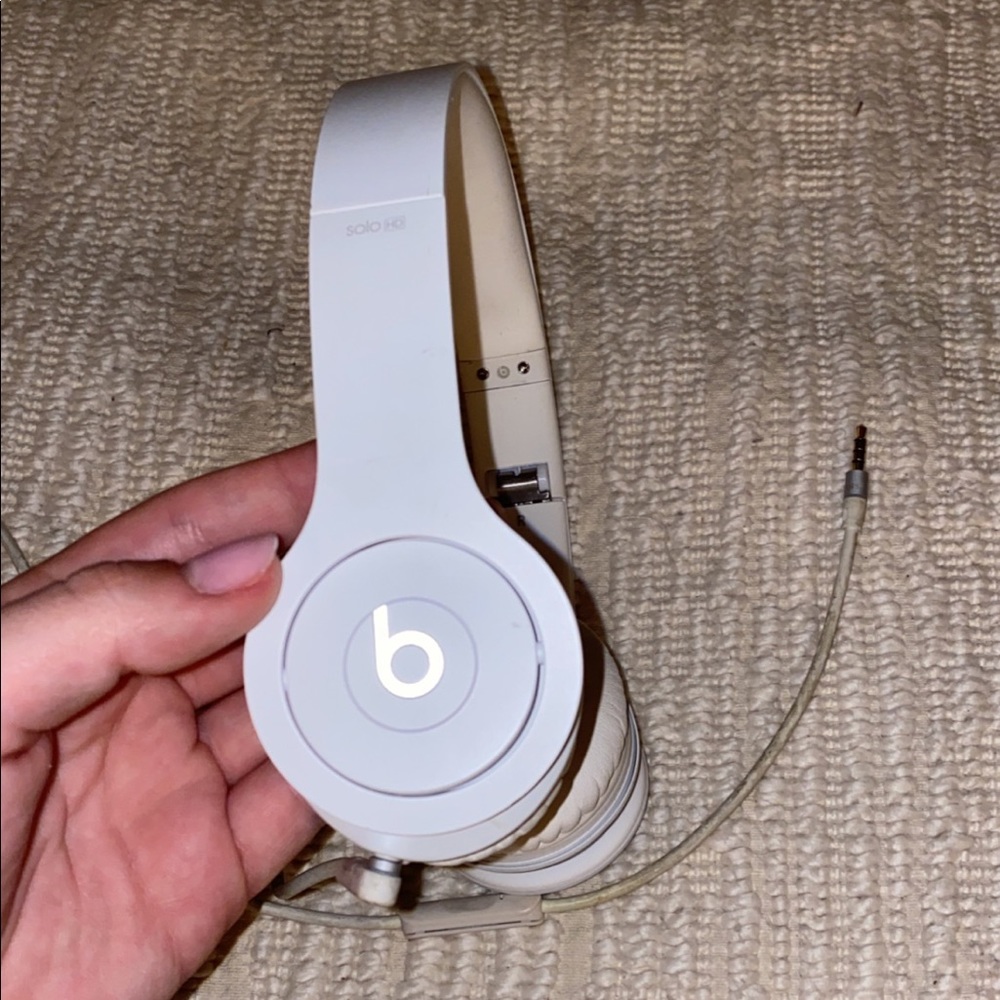 beats head phones